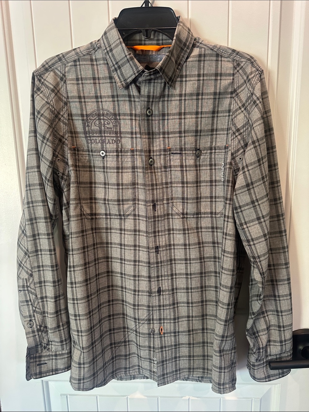 Orvis Gray Plaid Long-Sleeve Button-Down Shirt